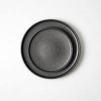 Assiettes en porcelaine noire mate granulée, ensemble de 8 et 10 pouces, assiettes plates rondes en céramique texturée pour événements, vente en gros