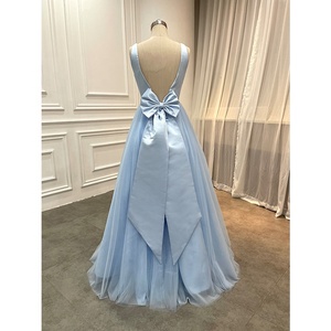 <span class=keywords><strong>Abiti</strong></span> <span class=keywords><strong>da</strong></span> <span class=keywords><strong>Damigella</strong></span> in Raso all'Ingrosso, Vestiti <span class=keywords><strong>da</strong></span> Principessa Blu con Grande Fiocco <span class=keywords><strong>per</strong></span> Bambine - Product Image 4