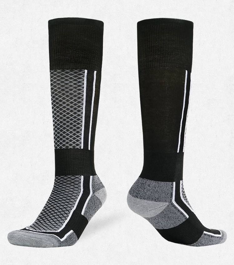 ผู้ชาย - สีเทาและสีดำ