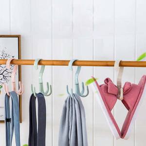 Crochet de suspension rotatif simple en plastique à 4 griffes pour vêtements, cravates, écharpes, chapeaux – Support multifonctionnel pour vêtements avec capacité de charge de 3,5 kg - Product Image 5