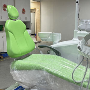 <strong>Dental</strong> <strong>Chairs</strong> Ergonomic Complete <strong>Dental</strong> <strong>Chair</strong> and <strong>Unit</strong> Set Electricity with Premium Leather for <strong>Dental</strong> Clinic - Product Image 2
