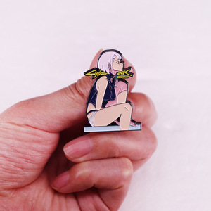 Fabricant de broches en gros personnalisé en métal jolie fille épinglette insigne <span class=keywords><strong>sexy</strong></span> dame épingles en émail doux - Product Image 1