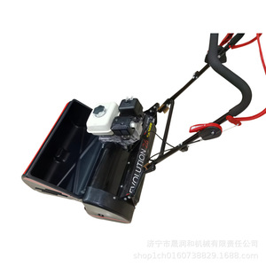 Tondeuse à gazon à rouleaux Revolution 26 pouces, à essence, pour terrains de golf et terrains de football - Product Image 5