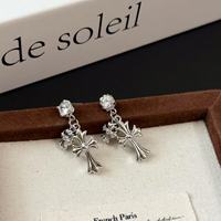 Boucles d'oreilles pendantes vintage en forme de croix, zircon, style punk gothique, bijoux d'oreille unisexe, accessoire de mode streetwear hip-hop pour le quotidien, les fêtes et les rendez-vous