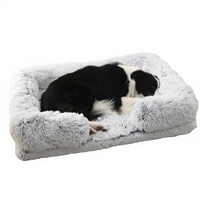 Lit pour animaux de compagnie moderne rectangulaire en tissu pelucheux à poils longs, antidérapant, en mousse à mémoire de forme, lavable en machine, pour chiens et chats
