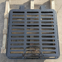 Grille de drainage carrée en fonte ductile EN124-2 Classe D400, utilisée pour les voies latérales, avec cadre, peinture noire