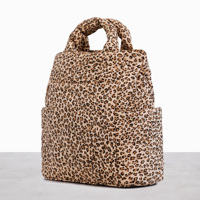 Logo personnalisé marron imprimé léopard en coton matelassé rembourré sac à dos pour femmes sac à dos pour maman sac fourre-tout avec chariot manche traversante