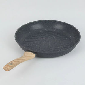 고품질 30cm 조리도구 세트, 논스틱 철 프라이팬, 나무 손잡이, 가스 및 인덕션 겸용 - Product Image 5