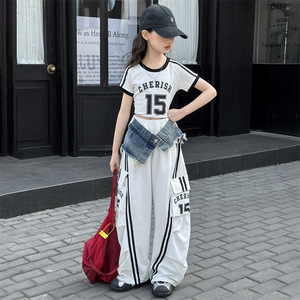 Teenager Mädchen Schwarz Weiß Buchstabe Nummer Druck Crop Top Patchwork Hose 2 Pcs Cool Suit Set - Product Image 1