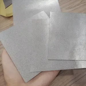 Placa sinterizada de titânio poroso e feltro de fibra de titânio para filtragem/eletrólise de água
