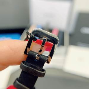 Relojes de Cuarzo para Mujer CC, Elegantes y Minimalistas, con Caja Cuadrada de Diamantes de Lujo, Regalo Perfecto para Mujer de Negocios, Movimiento Ronda, Puntero - Product Image 6