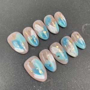 <span class=keywords><strong>Uñas</strong></span> Postizas Hechas a Mano de Alta Calidad al por Mayor, Forma de Almendra, Estilo Francés Irregular Pintado a Mano en <span class=keywords><strong>Azul</strong></span>, Reutilizables - Product Image 2