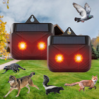 Le répulsif solaire ultrasonique imperméable extérieur clignote l'effaroucheur et la lutte antiparasitaire d'animaux de lumière rouge avec