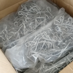 Accesorios de clip para postes de cerca de acero galvanizado para viñedos - Product Image 4