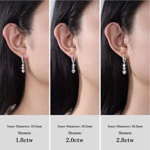 Boucles d'oreilles pendantes de luxe en or 14K plaqué rhodium avec 3 pierres de moissanite, 2 carats au total, couleur D, pureté VVS, pour femme, épouse, maman - Product Image 5