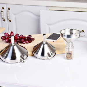 Entonnoir en acier inoxydable 13cm 11cm 15mm pour le versement d'huile de cuisine et le filtrage - Product Image 4