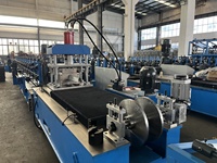 Machine de formage à froid automatique pour profilés solaires, pour ligne de production de supports de montage photovoltaïque