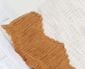 Funda de Cojín con Flecos de Color Amarillo Mostaza y Marfil, Textura Tufted a Mano, Estilo Boho, Decoración para el Hogar, para Sofá, Cuadrada, a Excelente Precio - Product Image 2