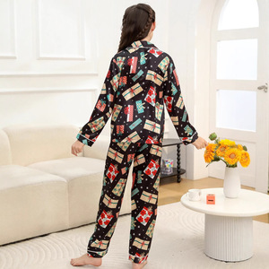 Set Pigiama Casual a Maniche Lunghe per Donna, Morbido Completo in Poliestere Simil-Seta a Due Pezzi con Stampa, Adatto per Età 8+ - Product Image 4
