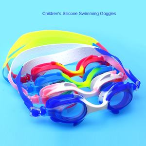 उच्च गुणवत्ता वाले वाटरप्रूफ एचडी एंटी-फॉग सिलिकॉन स्विमिंग गॉगल पुरुषों के लिए सुंदर कार्टून मछली डिजाइन - Product Image 2