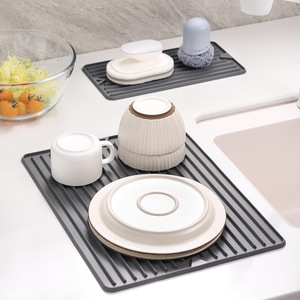 Tapis de séchage de vaisselle en silicone, style classique, sets de table de cuisine durables et résistants à la chaleur pour comptoir - Product Image 2