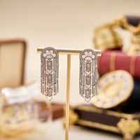 Boucles d'oreilles pendantes géométriques Art Déco de haute qualité avec pompon, nacre et zircone étincelante, bijoux en laiton pour femme, vente en gros