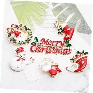 Épingles en émail à aimant dur doux et mignon en vrac Carte de support de conception personnalisée de Noël Broche en métal sur mesure