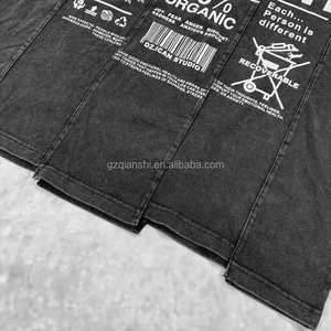 เสื้อยืดโอเวอร์ไซส์ผ้าฝ้ายสไตล์วินเทจ ตัดเย็บแบบต่อผ้า ทรงครอป พิมพ์ลายกราฟิกสีดำแบบไม่สมมาตร ล้างสีแบบแอซิดวอช สำหรับผู้ชาย - Product Image 5