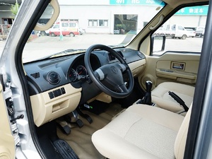 Nouveau fourgon à essence Dongfeng Xiaokang C35 pour le transport de marchandises 2025 - Product Image 4