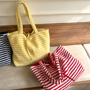 Sac de plage rayé en fourrure, grande capacité, sac à bandoulière, sac polyvalent simple et polyutile, sac fourre-tout - Product Image 2