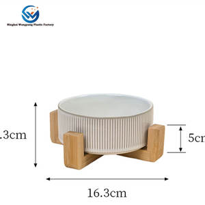 Personalizado 500ml Cerâmica <span class=keywords><strong>Pet</strong></span> Tigelas Suporte De Madeira Ecológico Padrão Sólido Raised Puppy Dog & Cat Comida & Água <span class=keywords><strong>Bowl</strong></span> Set - Product Image 5