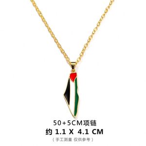Collares al por mayor de acero inoxidable con colgante de mapa de Palestina de aleación metálica esmaltada, y collares con colgante de puño de la libertad de Palestina chapados en oro. - Product Image 5