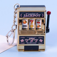 Porte-clés OEM créatif pour mini machine de loterie sur le thème des fruits, jouet de jeu rotatif, modèle de simulation