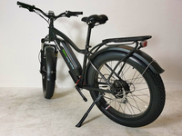 Vélo électrique tout-terrain 26*4.0 à pneus larges, moteur brushless 500W, batterie lithium 48V 10.4Ah, 7 vitesses, fourche amortie, cadre en aluminium