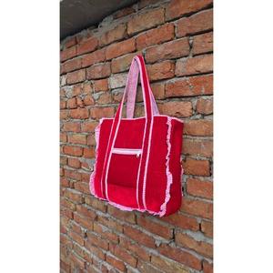 Bolsa de lona acolchada de algodón con estampado tradicional, hecha a mano, elegante, ligera, duradera y espaciosa. - Product Image 5