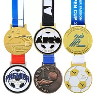 Médailles de récompense sportives personnalisables en métal vierge 2D/3D pour course, marathon, football, taekwondo, natation, médailles de finisseur personnalisables en gros