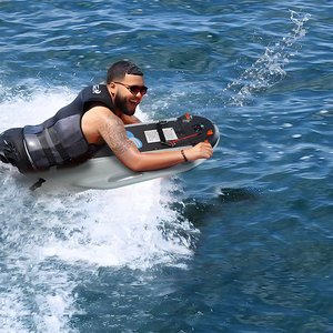 Patinete Acuático Eléctrico Inflable de Alta Velocidad Sea Bob Jet Ski para Buceo Scooter Submarino para Aventuras de Alta Velocidad - Product Image 4