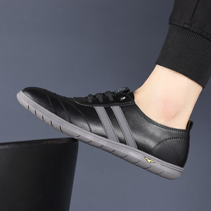 Mocasines de cuero casuales de negocios para hombre, suela suave, sin cordones, color negro 1171 - Product Image 1