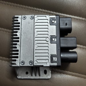 ตัวต้านทานพัดลมไฟฟ้า Volkswagen Transporter รุ่น 7H0919506D สำหรับปี 2004-2010 อะไหล่ทดแทน - Product Image 1