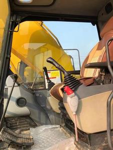 Excavatrice d'occasion Komatsu PC200-8/PC200/PC200-7 ultra polyvalente, Cummins, poids opérationnel de 21 000 kg, pour les grands projets de fondations - Product Image 4