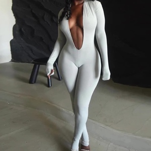 จั๊มสูทแฟชั่นผู้หญิงแบบใหม่ เซ็กซี่ โชว์หลัง คอลึก แขนยาว สีพื้น ทรงเข้ารูป - Product Image 3