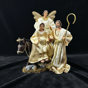 Crèche de la Nativité « Voyage en Égypte », Statue de la Sainte Famille en résine, Crèche de la Sainte Famille blanche et dorée - Product Image 2