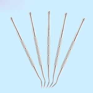 Outils de pédicure et de soin des ongles en gros pour usines : coupe-ongles incarnés, extracteurs d'ongles, rehausseurs d'ongles double tête et autres outils - Product Image 2