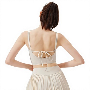 Sujetador deportivo de tirantes dobles finos para mujer, con espalda cruzada, diseño hueco, almohadillas extraíbles, cuello en U, top corto para tenis, yoga, gimnasio y entrenamiento. - Product Image 4