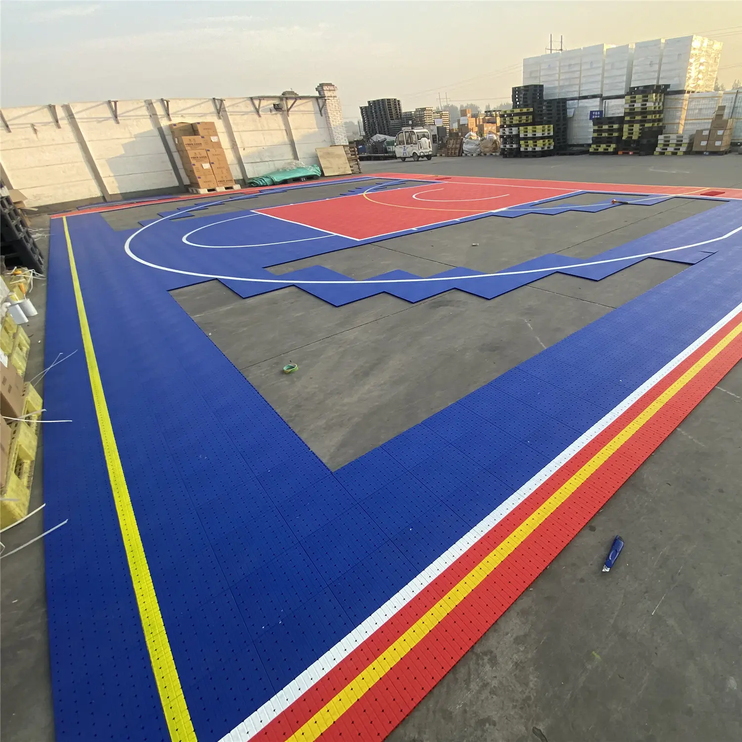 Pp Suspended Plastic Interlocking Basketball Court Assembled Floor For outdoor Sport tiles