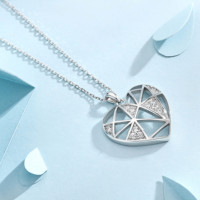 Collier Cœur Géométrique en Argent Sterling 925 avec Pendentif Moissanite Triangle Treillis pour Femme, Bijoux Fins Modernes, Vente en Gros