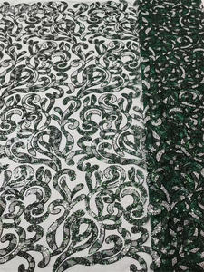 Tissu en dentelle <span class=keywords><strong>vert</strong></span> <span class=keywords><strong>sauge</strong></span> avec paillettes, <span class=keywords><strong>tulle</strong></span>, perles et sequins brodés - Product Image 2