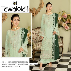 Costume pakistanais de haute qualité avec broderie complexe conçu pour le confort et le style pour l'exportation - Product Image 5