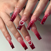Faux ongles à presser en ABS, de haute qualité, de créateur, en gros, faits main, longs, en forme d'amande, cercueil, cœur, perle, avec colle pour application sur les doigts