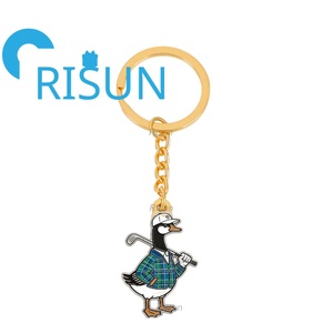 Llavero de metal esmaltado 3D personalizado al por mayor con diseño de pato mallard, ganso, patito, pez de estanque, animal de granja, pájaro y aves acuáticas - Product Image 6